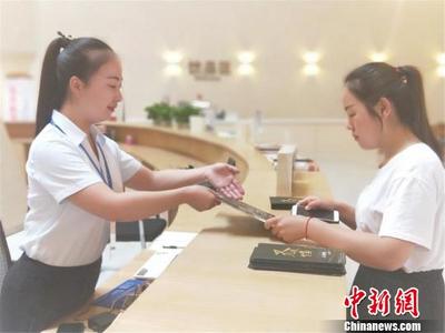 敦煌旅游服務新篇章 首個旅游集散中心正式投用，為絲路明珠再添華彩